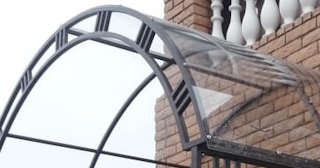 Кованные навесы над крыльцом дома в Тамбове - купить по цене от 2060 руб